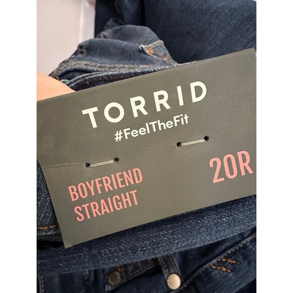Torrid Women’s Boyfriend Straight Jeans Blue Size 20R Plus Mid Rise Relaxed Leg - Picture 8 of 11